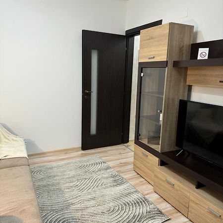 Luxury Young Residence Iasi Extérieur photo