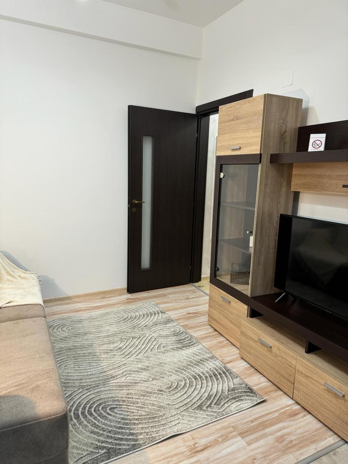 Luxury Young Residence Iasi Extérieur photo